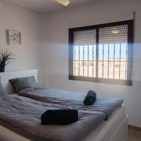 Lejlighed With Large Private Terrace & Pool - Pmt09